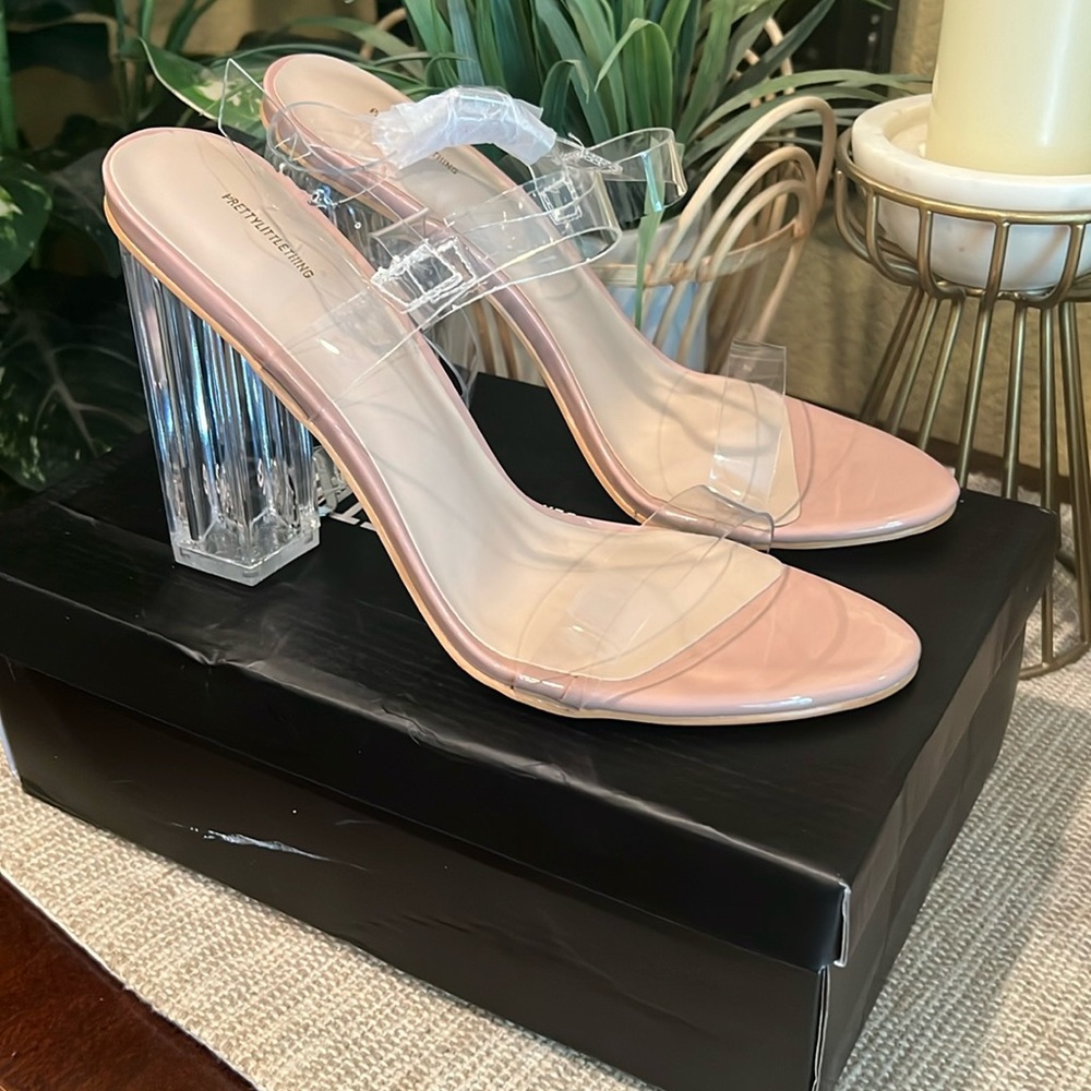Pretty little thing PLT clear heels nude size 9 ( 8- runs small!) NIB